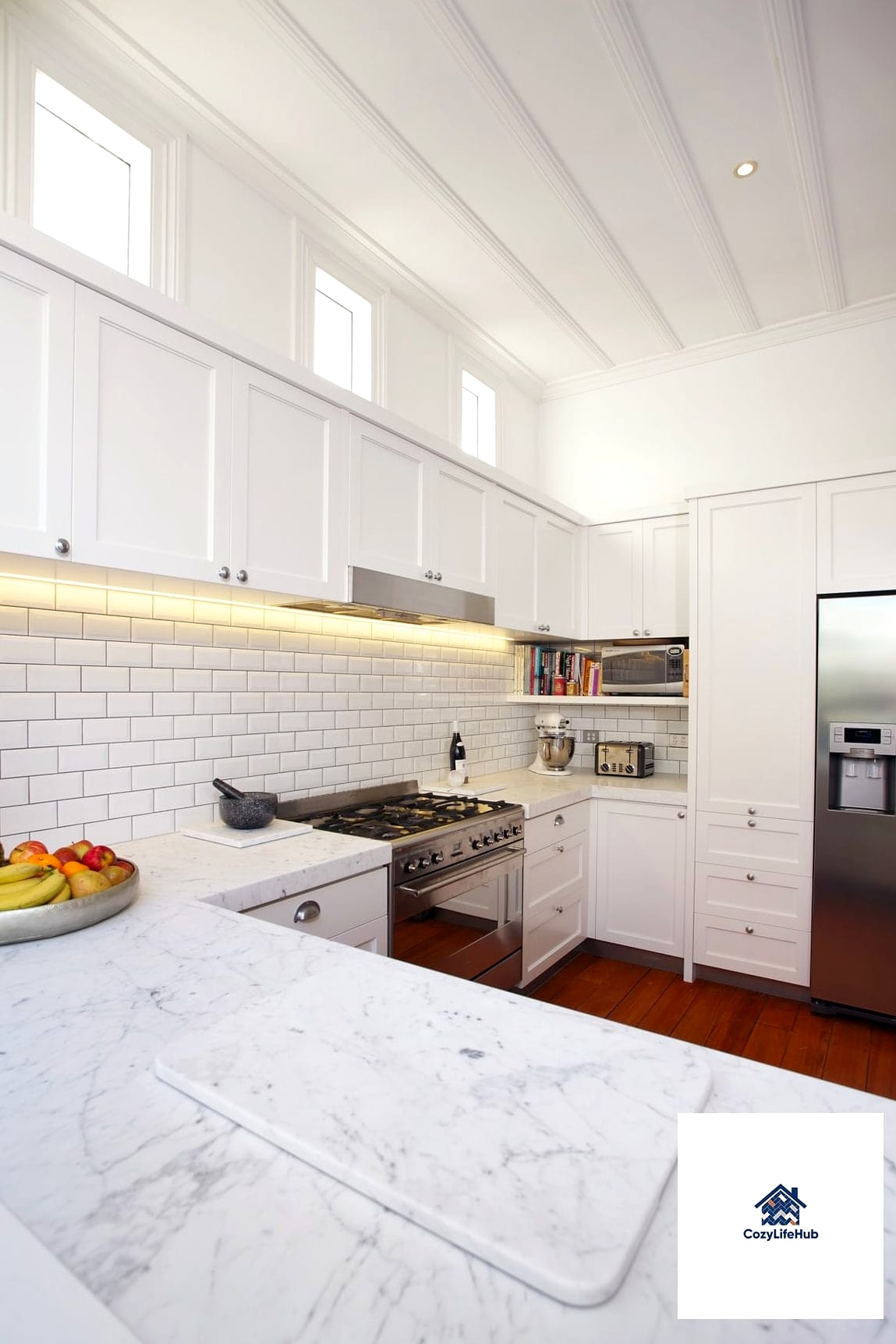 12 Marble Subway Tile Ideas Worth Bookmarking Before You Renovate 7 Extending the Tile to the Ceiling