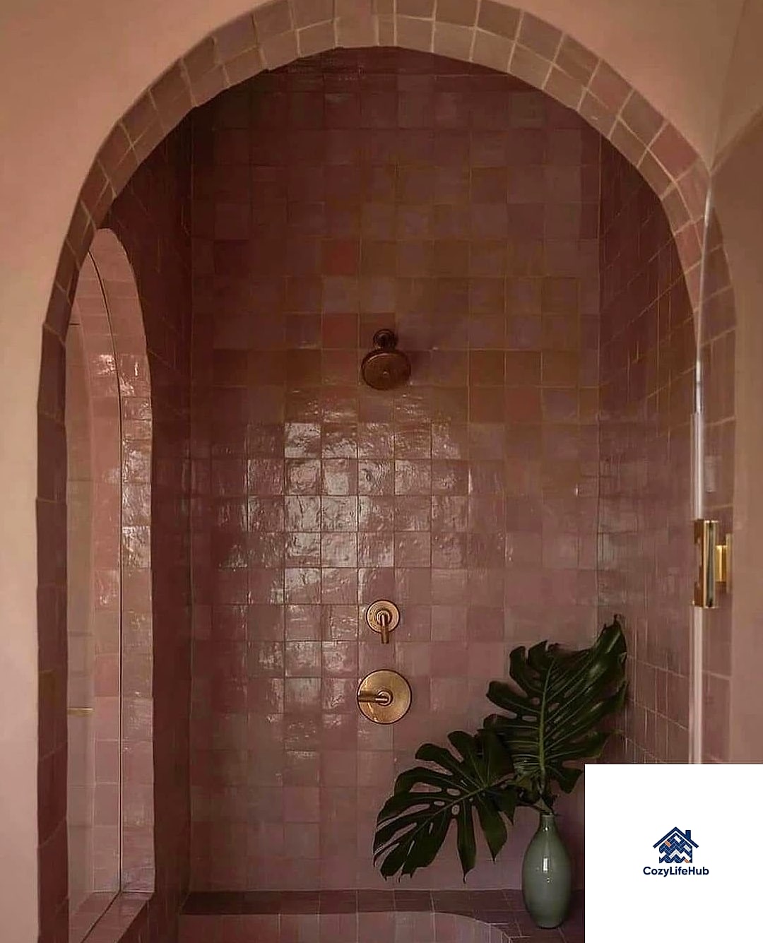 Floor-to-Ceiling Shower Surround
