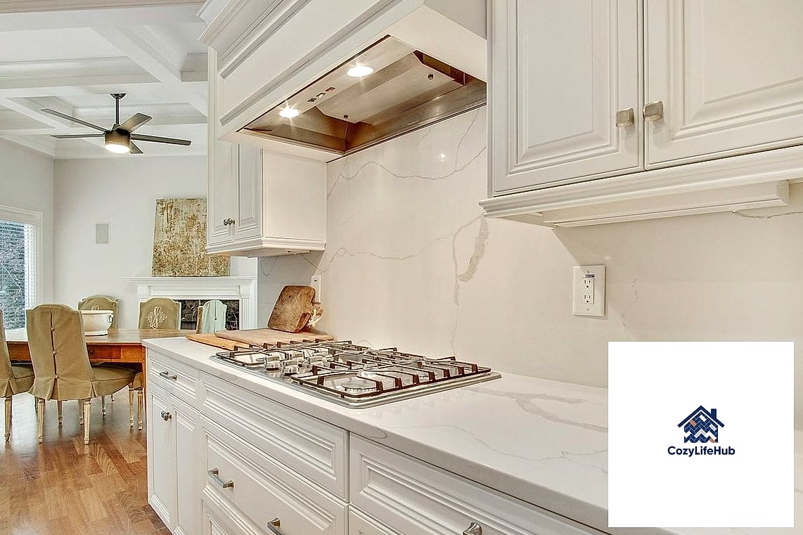 23 Backsplash Ideas for White Cabinets Ideas That Will Transform Your Space 13 Full Slab Quartz Backsplash