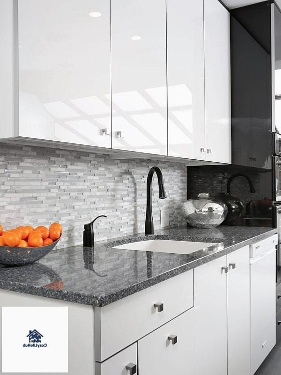 20 Backsplash for Dark Countertops Ideas for Every Home Style and Budget 10 Glossy Glass Tile