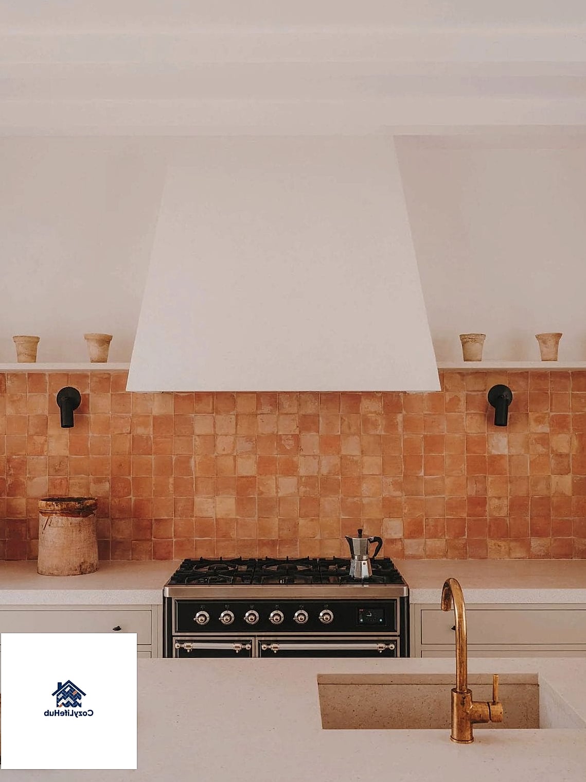 Kitchen Nook Banquette Backsplash