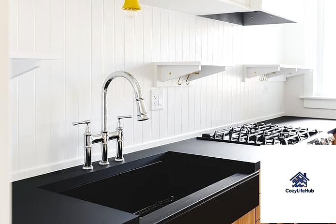 17 Black Countertop Ideas That Look Expensive But Aren't 4 Matte Black Laminate