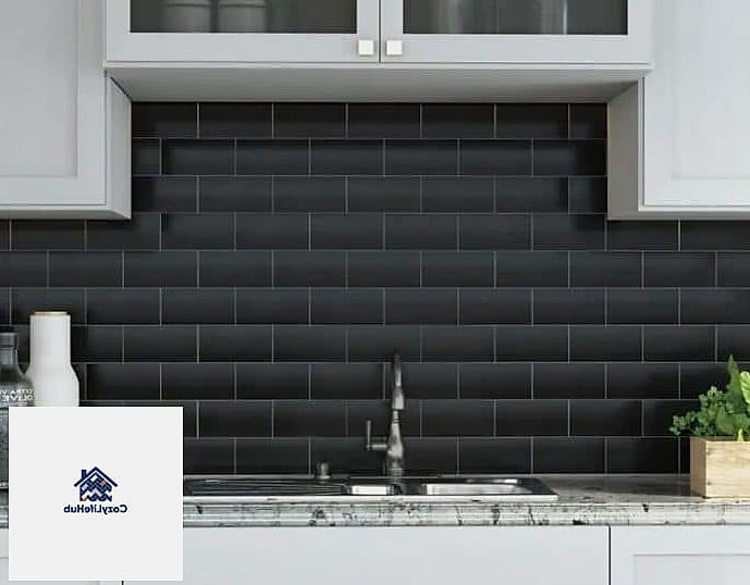 20 Matte Backsplash Ideas Worth Stealing From Interior Designers 5 Matte Black Subway Tile