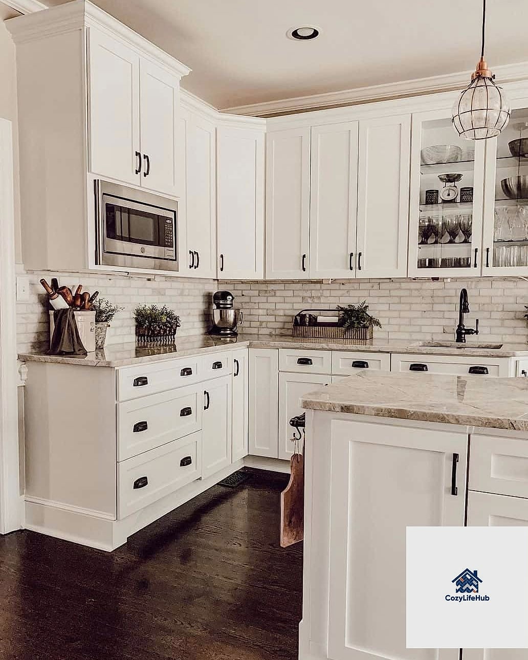 23 Backsplash Ideas for White Cabinets Ideas That Will Transform Your Space 24 Mixed Material Backsplash
