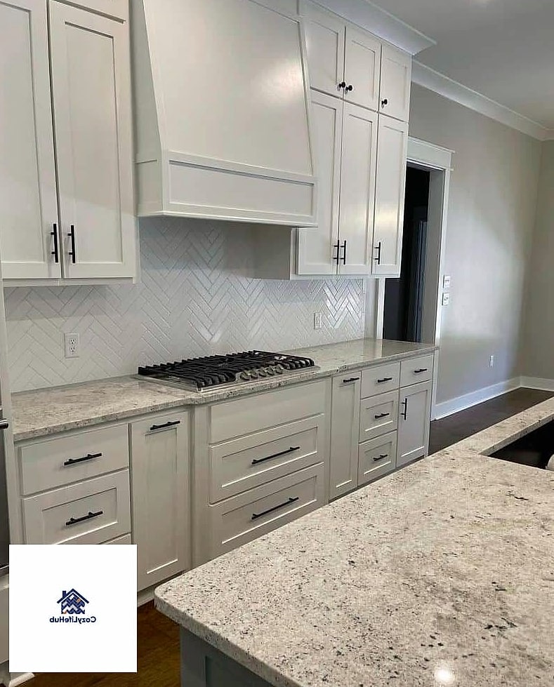 Neutral Picket Tile Pattern