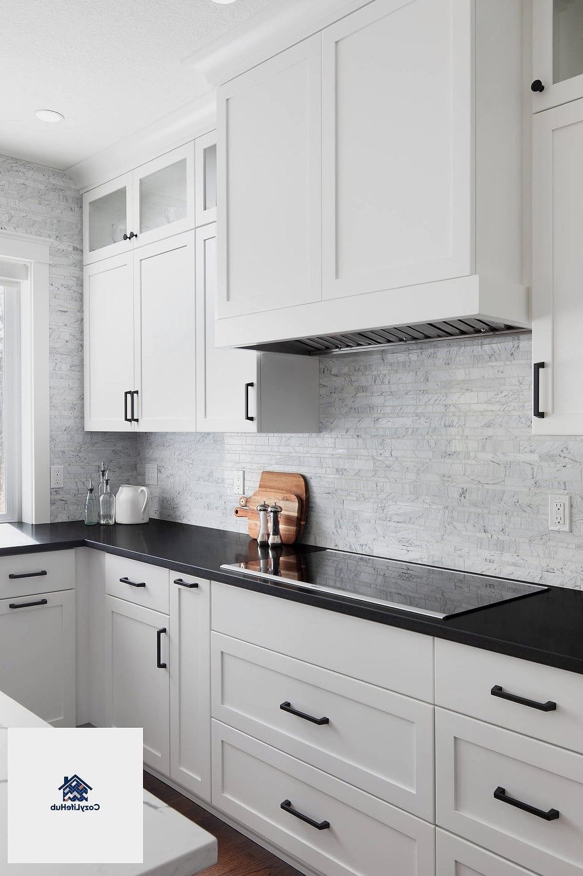 21 Backsplash for Black and White Kitchens Ideas That Will Transform Your Space 20 Solid Black Backsplash with White Cabinetry