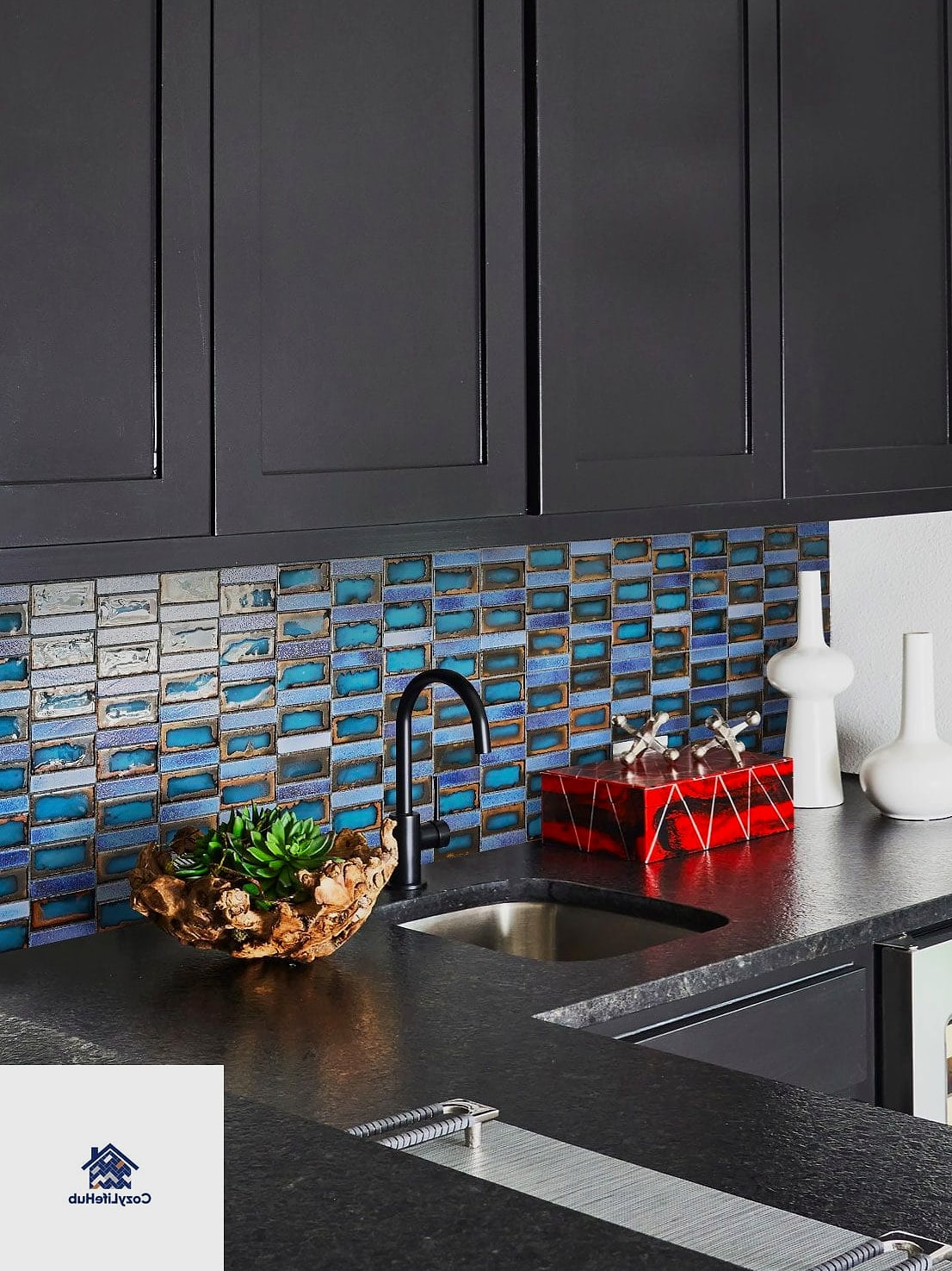 Textured Black 3D Tile