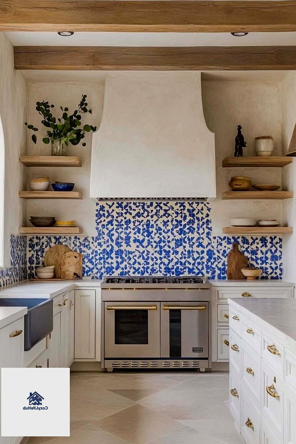Tiled Kitchen Range Hood