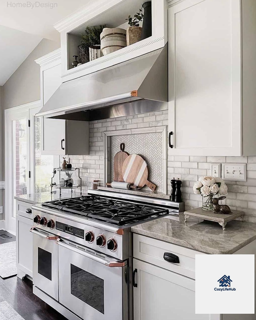 Two-Tone Tile Border Design