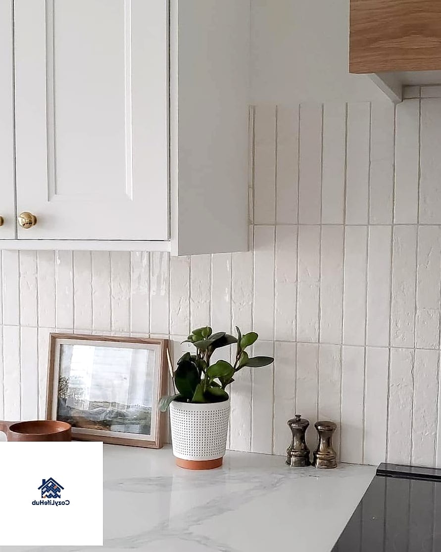Vertical Stacked Marble Tile